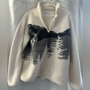 Old Navy Tik-Tok Viral 1/4-Zip Sherpa Pullover
Color: Cozy Cashmere